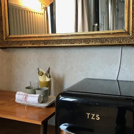 ホテル Logis Pastis マーストリヒト